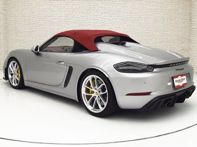 PORSCHE 718 SPYDER - 2