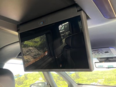 TOYOTA ALPHARD - 4
