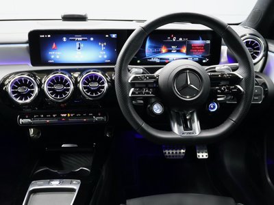 صورة 13 لـ 2023 Mercedes-BENZ A-CLASS AMG