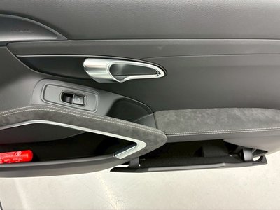 صورة مصغرة 44 لـ 2014 Porsche 911