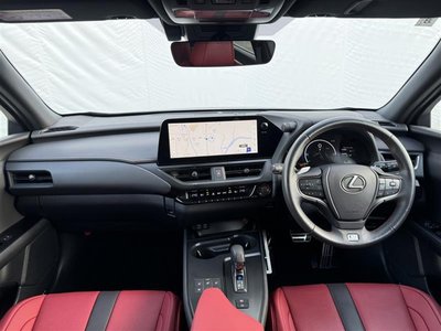 LEXUS UX - 3