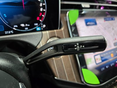 MERCEDES-BENZ E-CLASS - 9