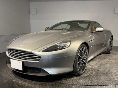 ASTON MARTIN DB9 - 1