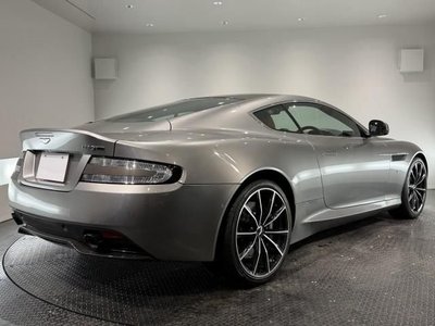 ASTON MARTIN DB9 - 3
