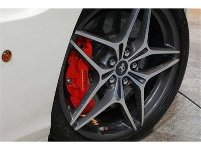 FERRARI CALIFORNIA - 6