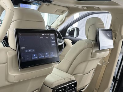 TOYOTA LAND CRUISER 300 - 3