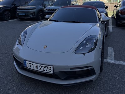 PORSCHE 718 - 5