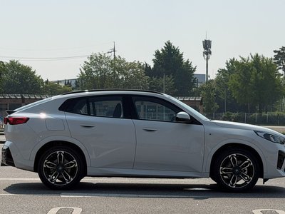 صورة مصغرة 12 لـ 2024 BMW IX2