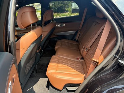 2022 Genesis GV70 photo 9