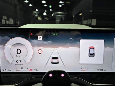 GENESIS GV80 - 8