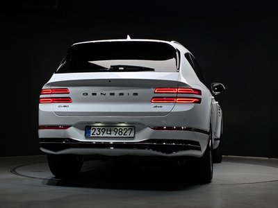 GENESIS GV80 - 3