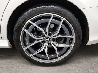 MERCEDES-BENZ E-CLASS - 6