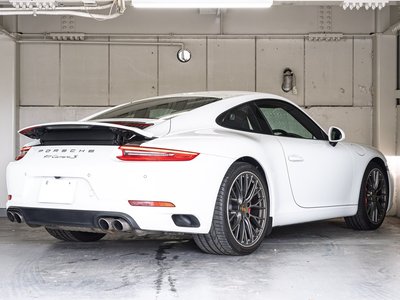 PORSCHE 911 - 8