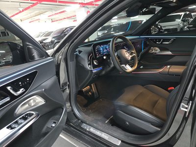 MERCEDES-BENZ E-CLASS - 10