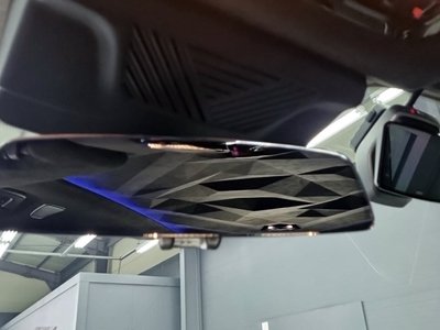 2023 BMW XM thumbnail 15