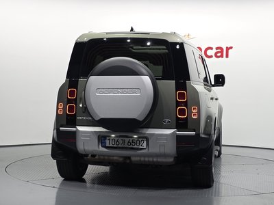 LAND ROVER DEFENDER - 3