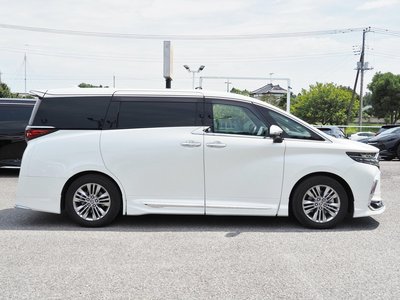 صورة 9 لـ 2025 Toyota ALPHARD
