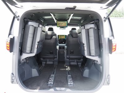 صورة مصغرة 42 لـ 2025 Toyota ALPHARD