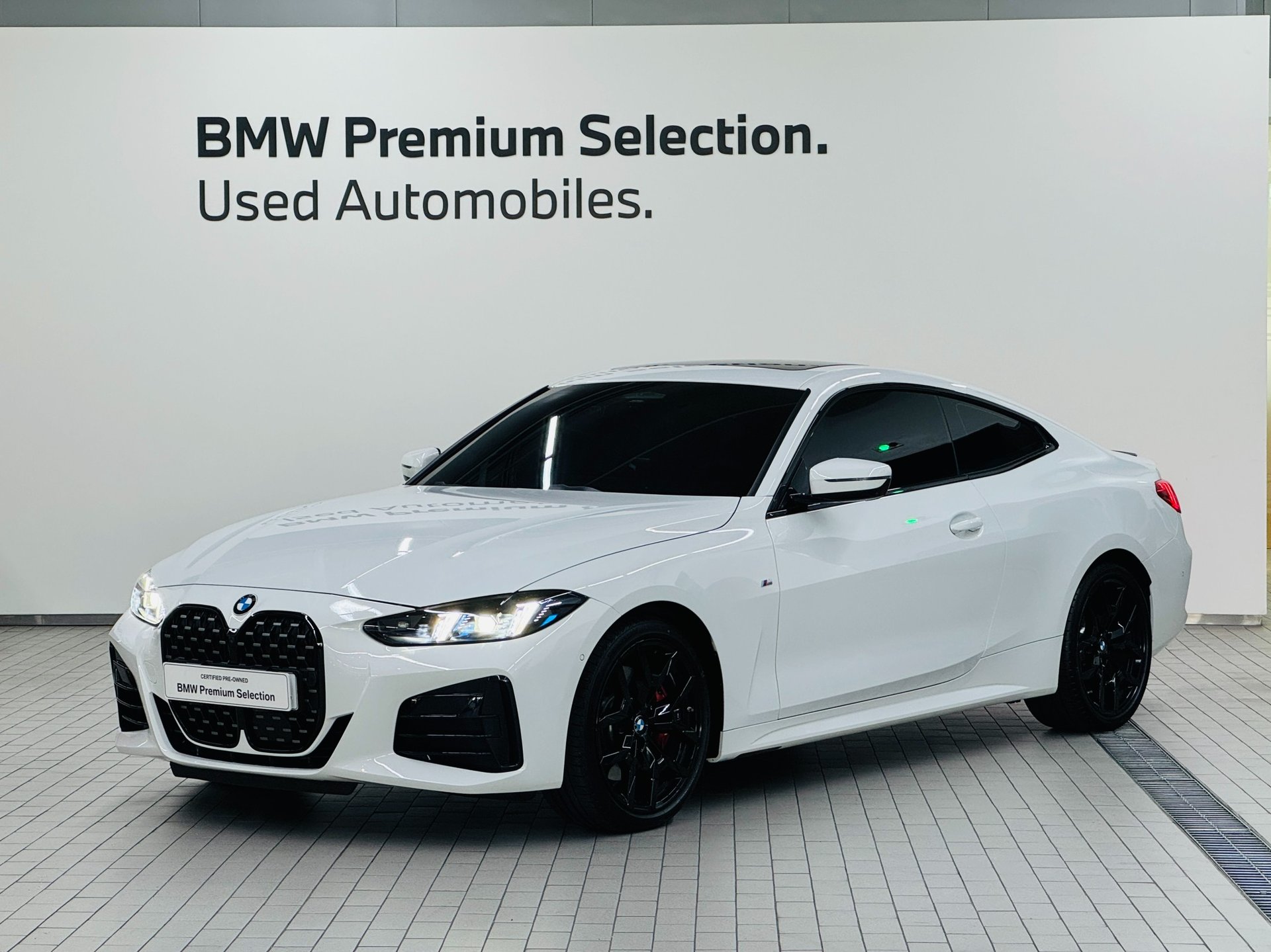 BMW 4 SERIES - View 1