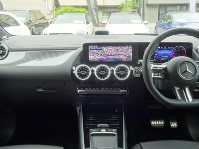 MERCEDES-BENZ GLA - 7