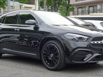 MERCEDES-BENZ GLA - 3