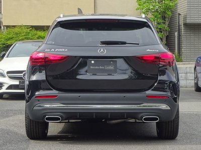 MERCEDES-BENZ GLA - 5