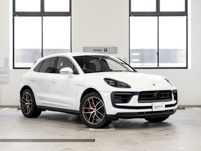 2023 Porsche MACAN photo 7