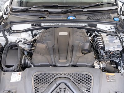 صورة مصغرة 16 لـ 2023 Porsche MACAN
