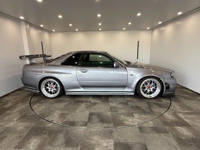 NISSAN SKYLINE GT-R - 10