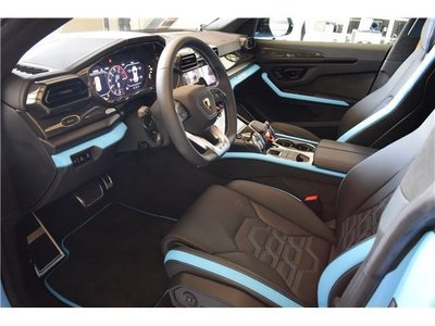 صورة مصغرة 32 لـ 2025 Lamborghini URUS