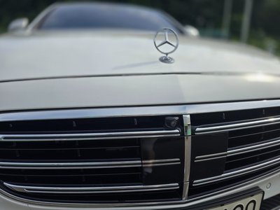 صورة 2 لـ 2023 Mercedes-BENZ E-CLASS