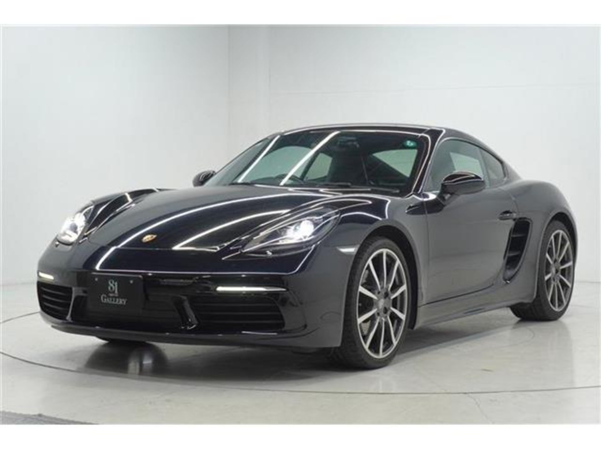 PORSCHE 718 CAYMAN - View 1