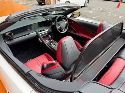LEXUS LC CONVERTIBLE - 9