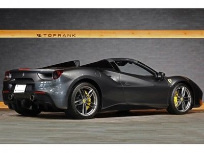 FERRARI 488 SPIDER - 2