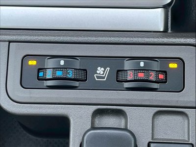 TOYOTA LAND CRUISER PRADO - 9