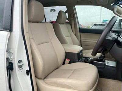 TOYOTA LAND CRUISER PRADO - 5