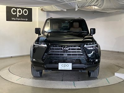 صورة 7 لـ 2025 Lexus GX