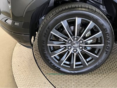 2025 Lexus GX thumbnail 13