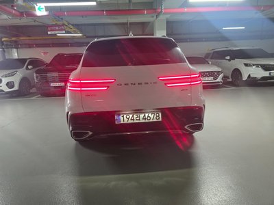 صورة 4 لـ 2024 Genesis GV70