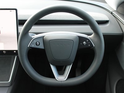 صورة مصغرة 29 لـ 2025 Tesla MODEL Y