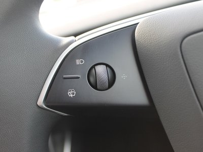 صورة مصغرة 30 لـ 2025 Tesla MODEL Y