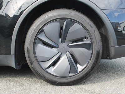 صورة مصغرة 45 لـ 2025 Tesla MODEL Y