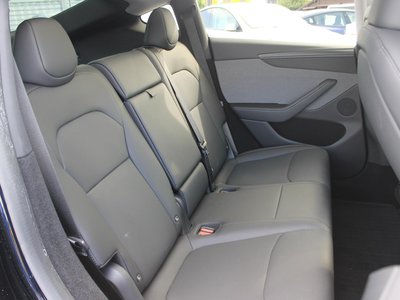 صورة مصغرة 21 لـ 2025 Tesla MODEL Y