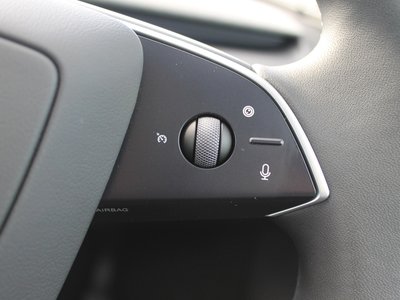 صورة مصغرة 31 لـ 2025 Tesla MODEL Y