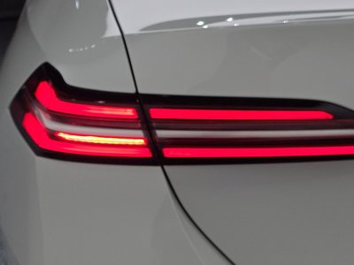 صورة 10 لـ 2025 BMW 5 SERIES
