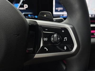 2025 BMW 5 SERIES — миниатюра 30