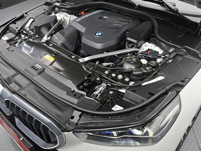 صورة 7 لـ 2025 BMW 5 SERIES