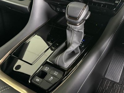 TOYOTA ALPHARD - 10