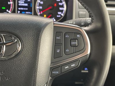 TOYOTA GRAND ACE - 10