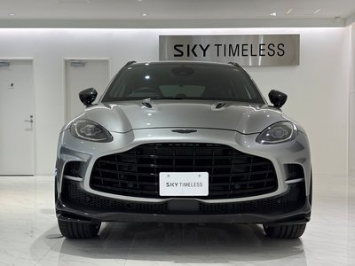 ASTON MARTIN DBX - 5